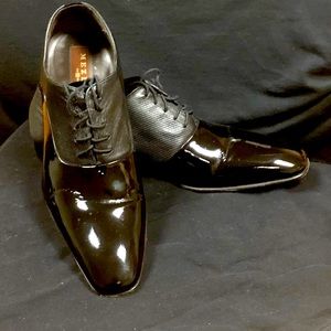 Mens Mezlan dress shoes.